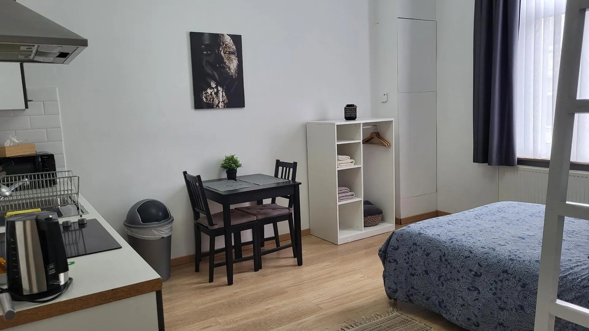 Guest house Studios Idealement Situes - Eu Brussels
